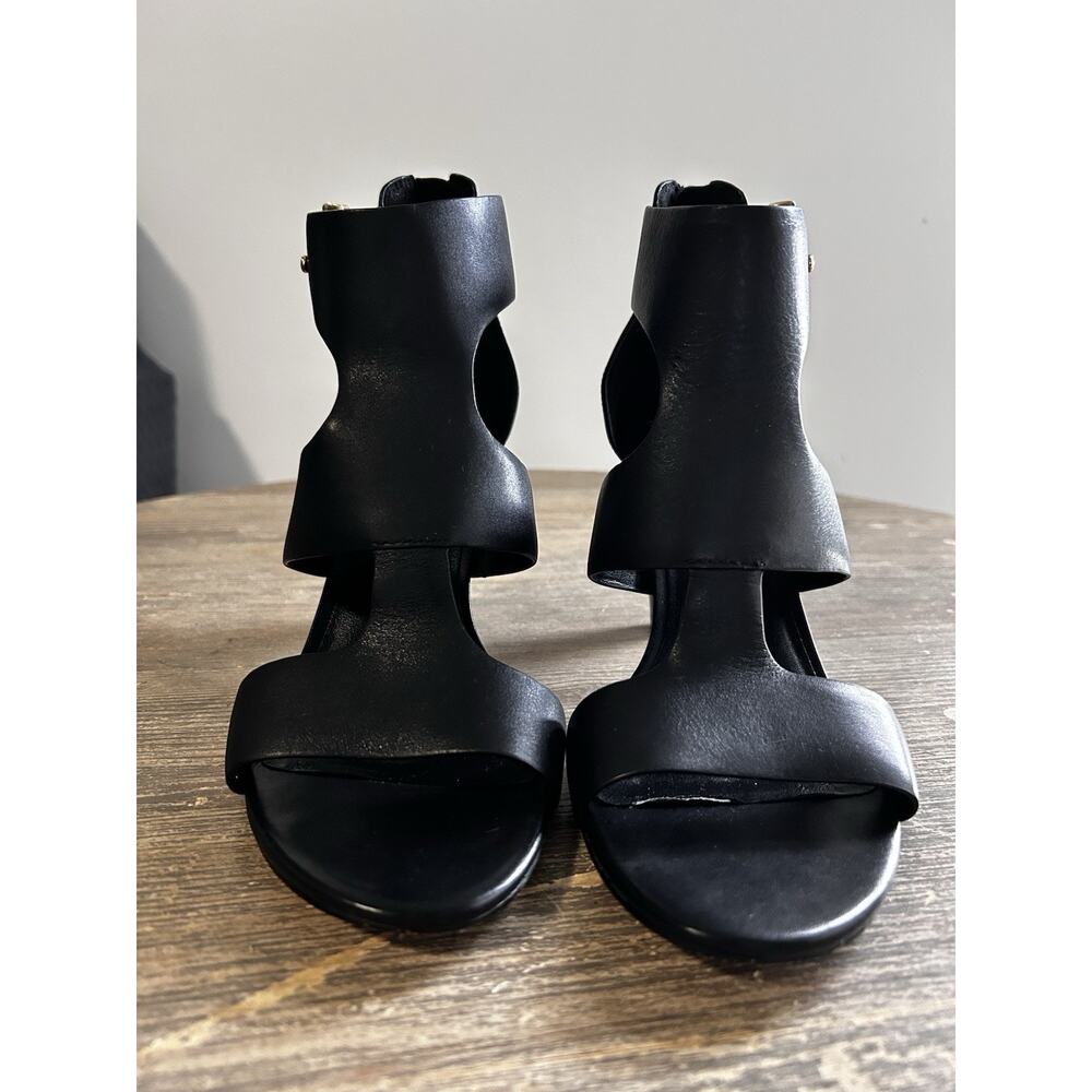 Cole Haan Grand OS Black Leather Moama T-Strap Heels Women’s Size 8B - Picture 5 of 10